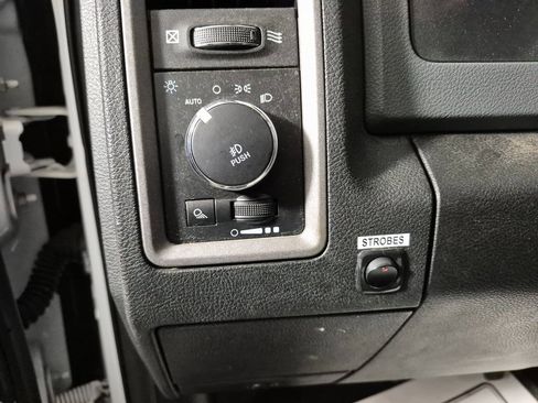 Used 2019 RAM 1500 Express image 16