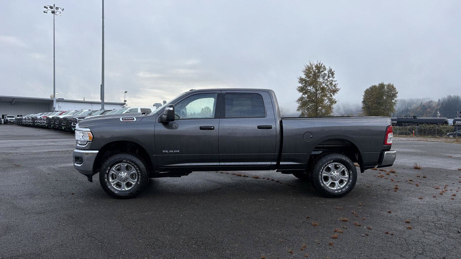 Used 2024 RAM 2500 Big Horn AWD/4WD image 2