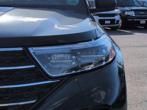 Used 2023 Ford Explorer XLT w/ Equipment Group 202A image 11