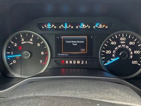 Used 2015 Ford F150 XLT w/ Equipment Group 302A Luxury image 18