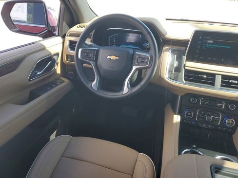 Certified 2024 Chevrolet Suburban Premier image 15