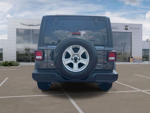 Used 2019 Jeep Wrangler Unlimited Sport S AWD/4WD image 7