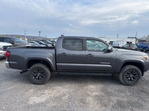 Used 2023 Toyota Tacoma SR5 image 5