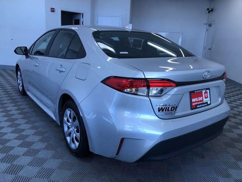 Used 2025 Toyota Corolla LE image 13