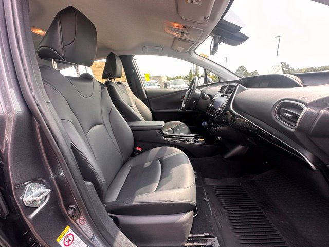 Used 2022 Toyota Prius XLE AWD/4WD image 29