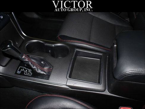 Used 2017 Toyota Camry SE FWD image 18