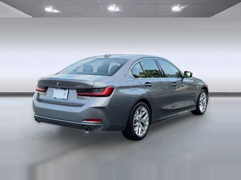 Certified 2026 BMW 330i Sedan RWD image 9