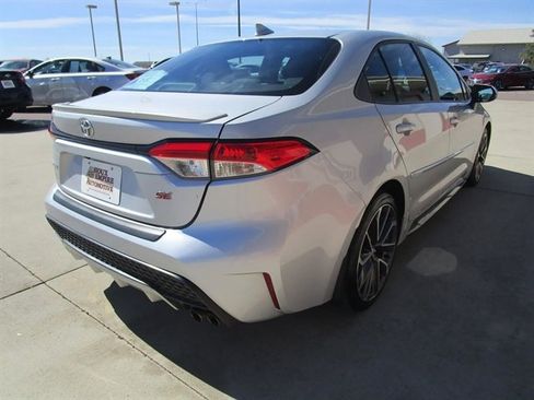 Used 2022 Toyota Corolla SE image 7