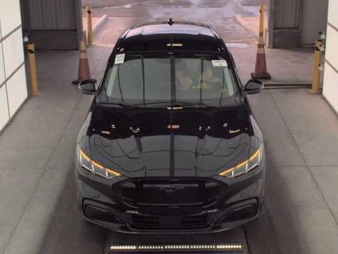 Used 2025 Ford Mustang Mach-E Select w/ Comfort Package Lite image 2