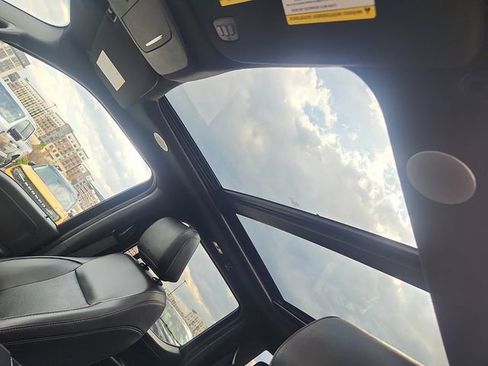 Certified 2023 Ford F150 Lariat w/ Equipment Group 502A High image 21