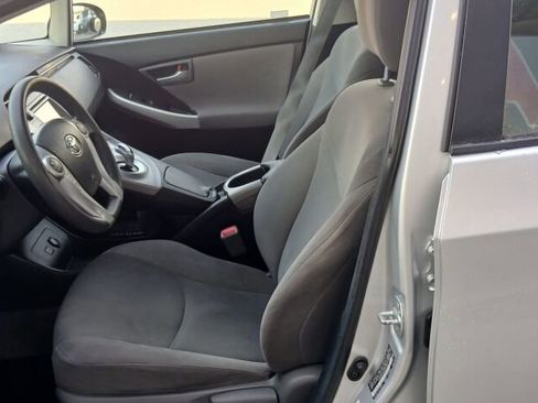 Used 2013 Toyota Prius Two image 25