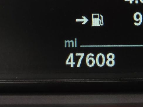 Used 2015 BMW M4 Convertible image 33