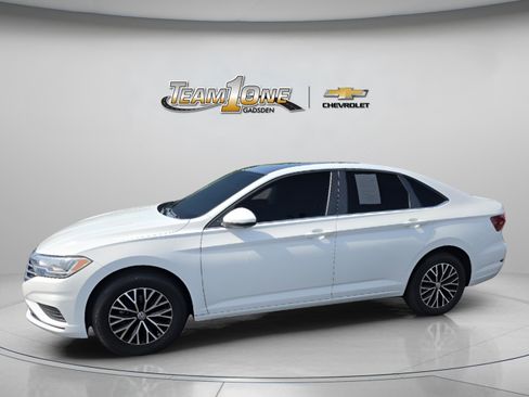 Used 2021 Volkswagen Jetta SE FWD image 5