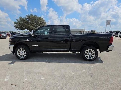 New 2026 RAM 2500 Laramie w/ Sport Appearance Package image 32