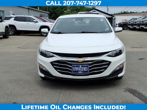 Used 2024 Chevrolet Malibu LT FWD image 2