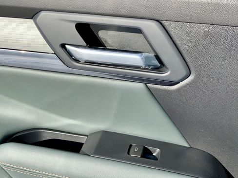 New 2026 GMC Terrain AT4 w/ LPO, Black Badging Package image 48