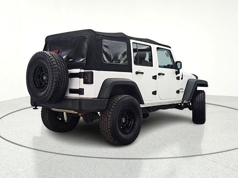 Used 2018 Jeep Wrangler Unlimited Sport S image 9