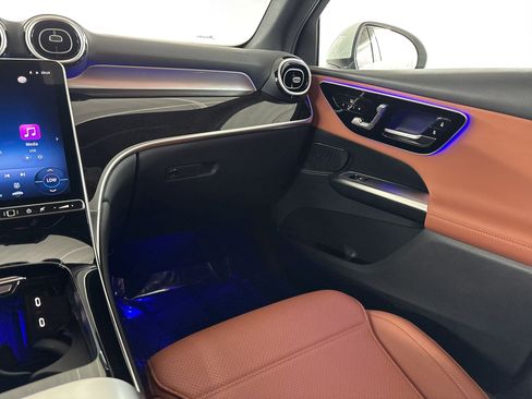 Certified 2026 Mercedes-Benz GLC 300 image 29