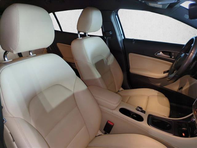 Used 2017 Mercedes-Benz GLA 250 image 20