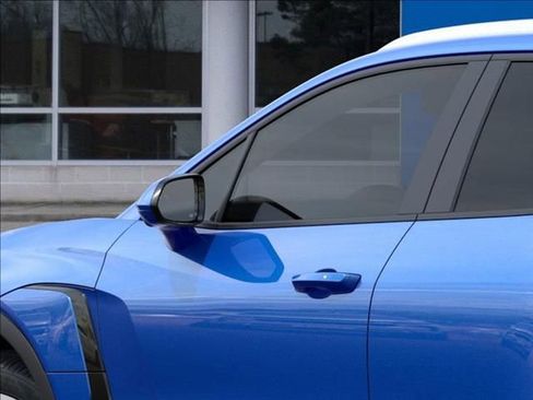 New 2026 Chevrolet Blazer EV LT image 12