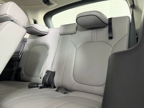 Used 2024 Honda Pilot Elite image 28