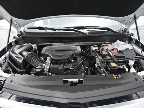 Used 2024 Cadillac XT6 Premium Luxury w/ Technology Package AWD/4WD image 30