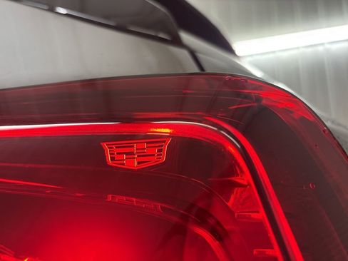 Certified 2025 Cadillac XT5 Premium Luxury image 40