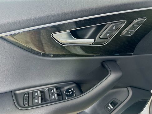 New 2026 Audi Q8 Premium AWD/4WD image 18