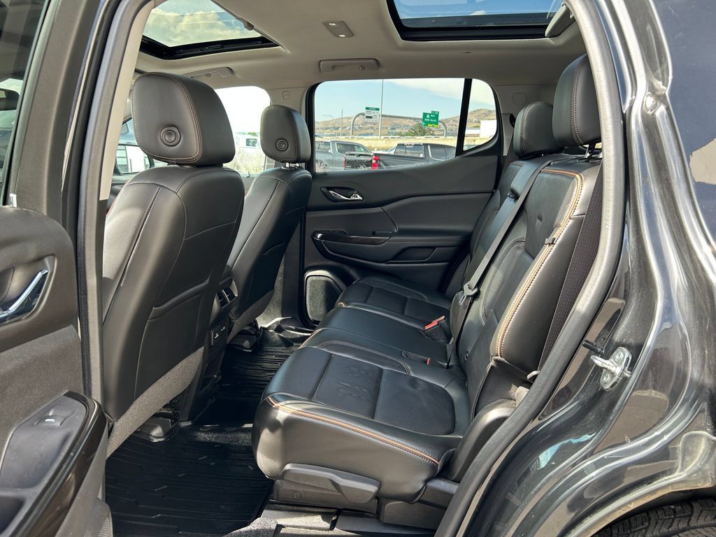 Used 2020 GMC Acadia AT4 w/ GMC Pro Grade Package AWD/4WD image 9