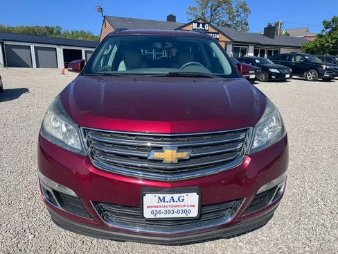 Used 2017 Chevrolet Traverse LT FWD image 9