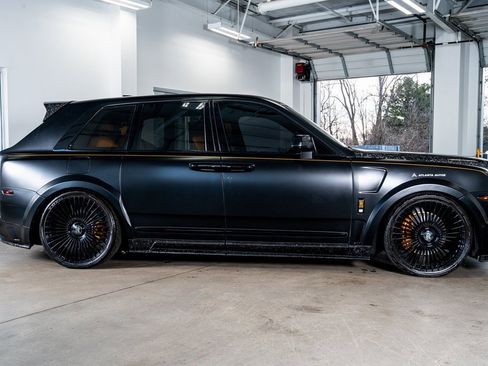 Used 2023 Rolls-Royce Cullinan image 5