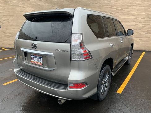 Used 2023 Lexus GX 460 Premium w/ Premium Plus Package image 4