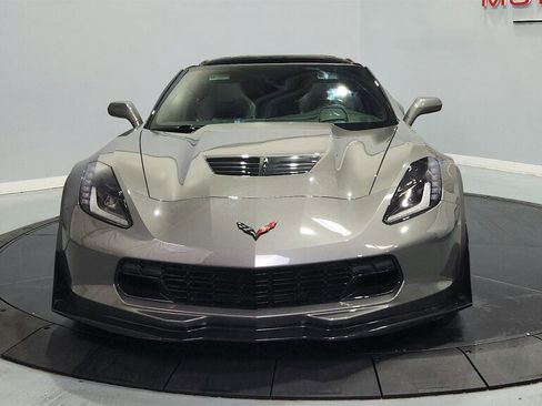Used 2015 Chevrolet Corvette Z06 w/ Z07 Performance Package RWD image 4