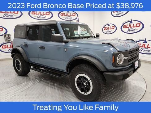Certified 2023 Ford Bronco 4-Door w/ Sasquatch Package AWD/4WD image 1
