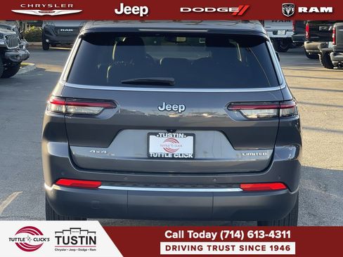 Used 2023 Jeep Grand Cherokee L Limited AWD/4WD image 5