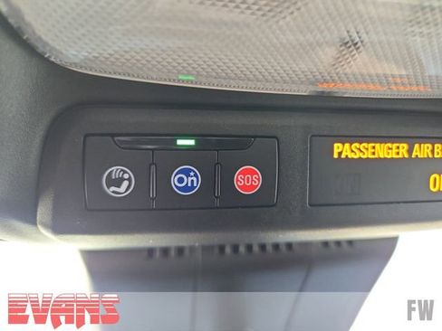 Used 2024 Chevrolet Colorado Trail Boss w/ Technology Package AWD/4WD image 12