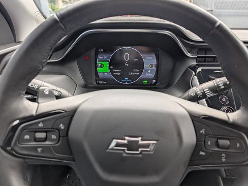 Used 2023 Chevrolet Bolt EUV LT w/ Comfort Package FWD image 14