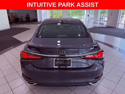 Certified 2022 Lexus ES 350 Ultra Luxury w/ Accessory Package 2 FWD image 7