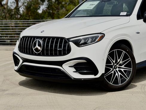 New 2026 Mercedes-Benz GLC 43 AMG 4MATIC image 3