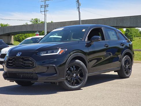 New 2026 Honda HR-V Sport image 2
