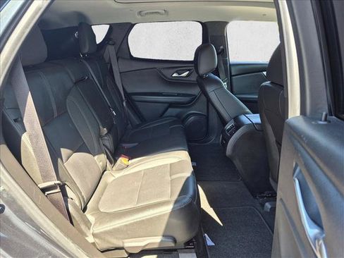 Used 2019 Chevrolet Blazer LT w/ Sun and Wheels Package FWD image 17