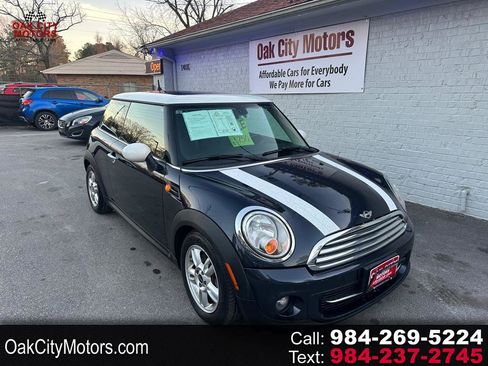 Used 2013 MINI Cooper Hardtop image 1