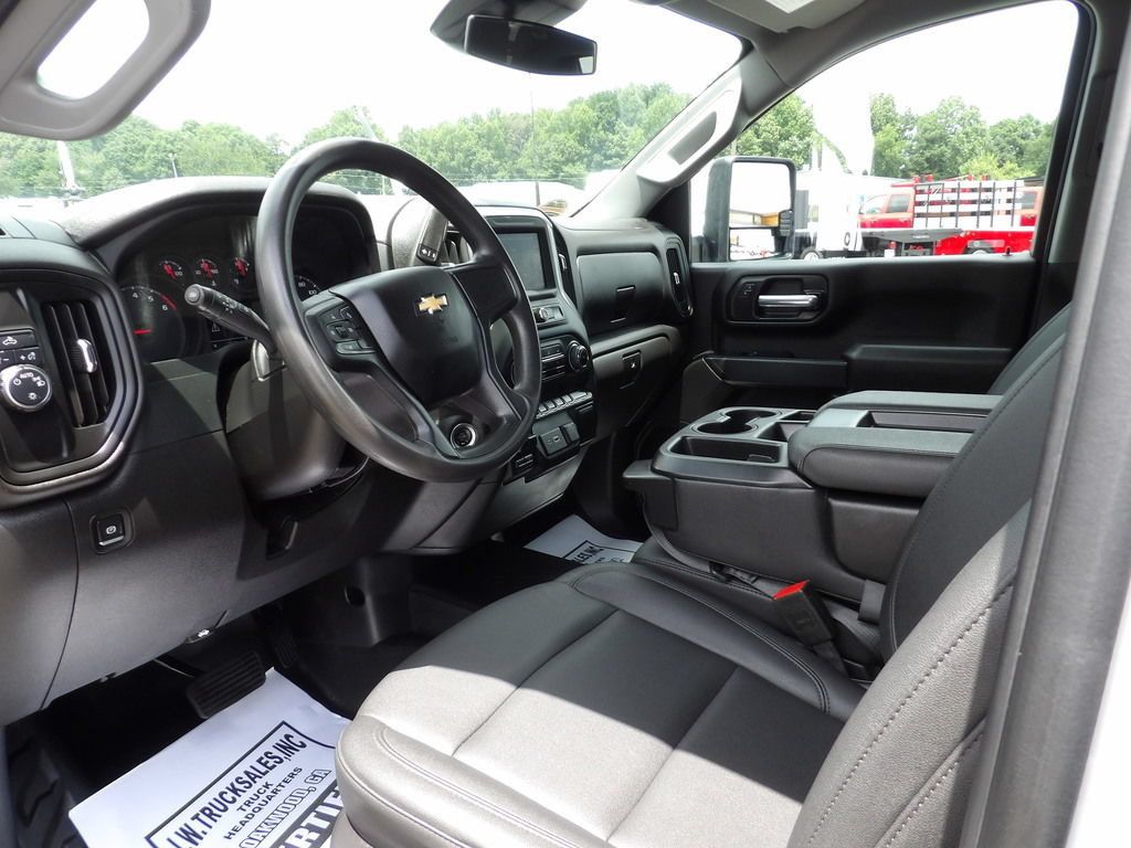 Used 2024 Chevrolet Silverado 2500 W/T RWD image 16