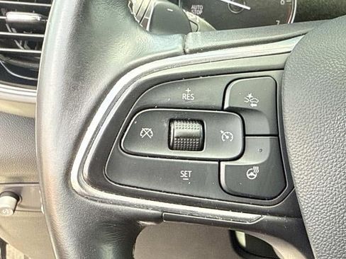 Used 2021 Buick Envision Avenir w/ Technology Package II FWD image 27