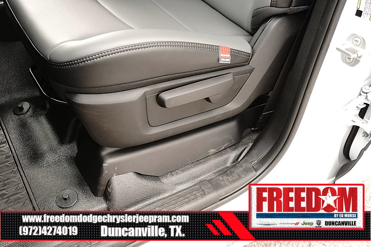 New 2026 RAM 4500 Tradesman w/ Cold Weather Group AWD/4WD image 35