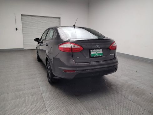 Used 2018 Ford Fiesta SE w/ Equipment Group 201A image 6