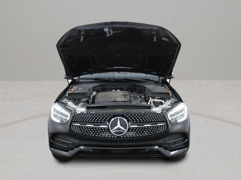 Used 2021 Mercedes-Benz GLC 300 image 40