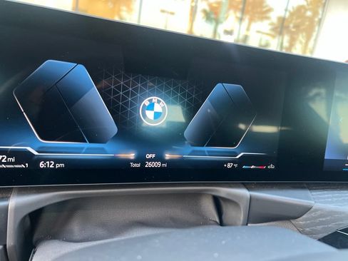 Used 2025 BMW 230i Coupe w/ M Sport Package RWD image 11