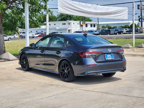 Used 2025 Honda Civic Sport image 7