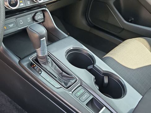 Used 2025 Honda Civic LX image 20